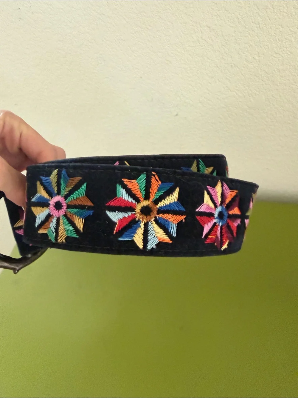 Vintage 1960s/70s Bechelli velvet and embroidered belt- wolf heads buckle #boho